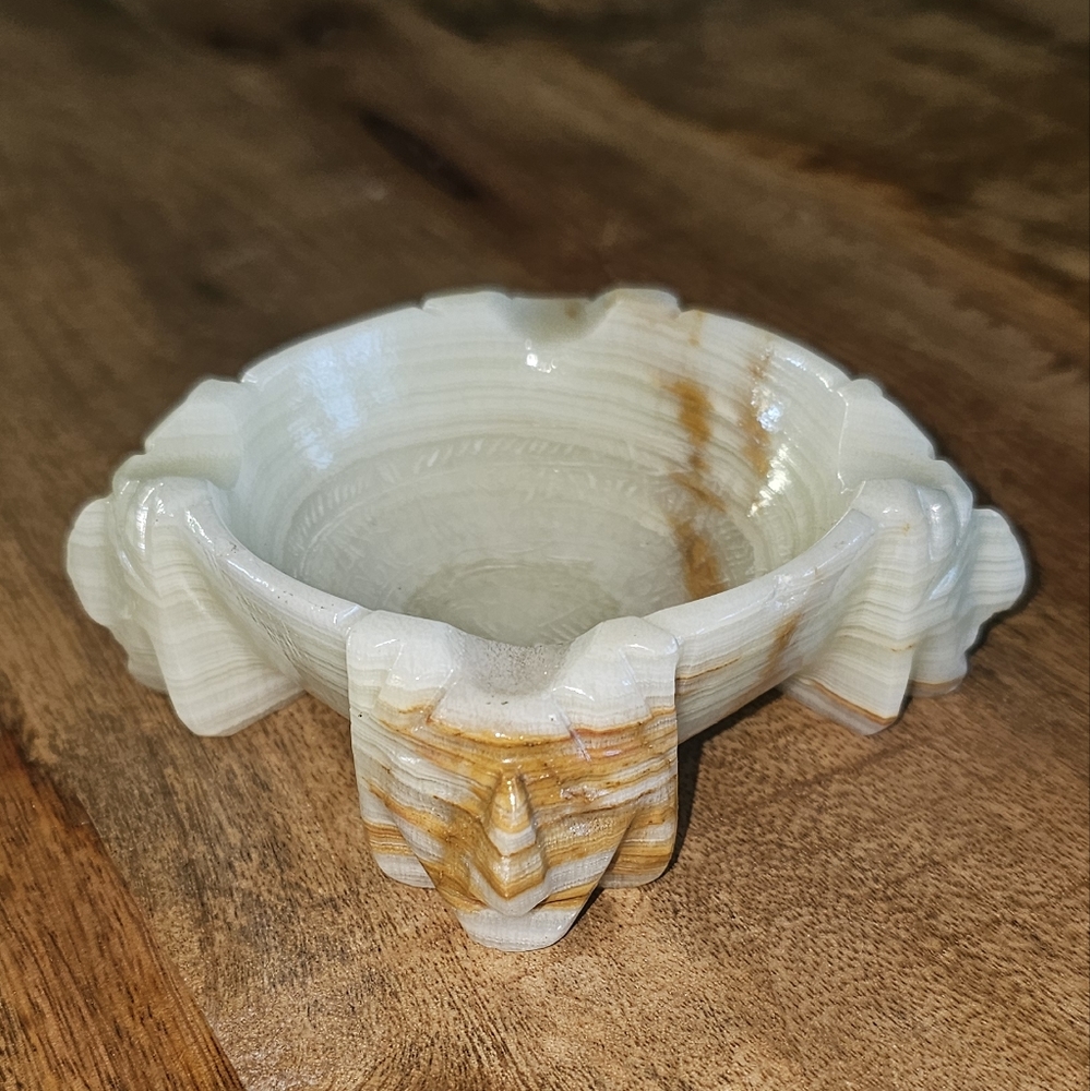 Vintage Onyx Stone Face Etched Ashtray